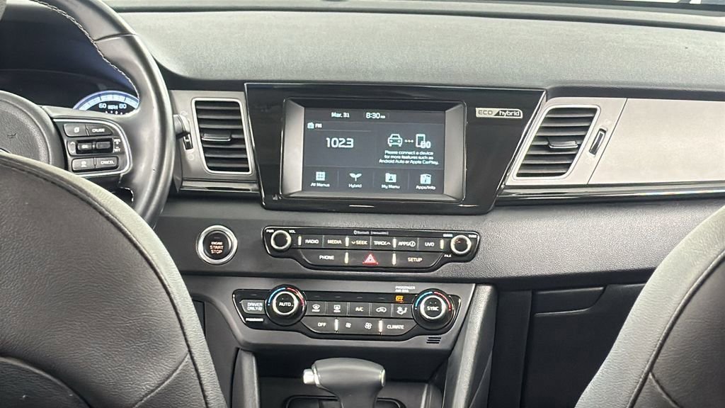 Used 2019 Kia Niro EX image 16