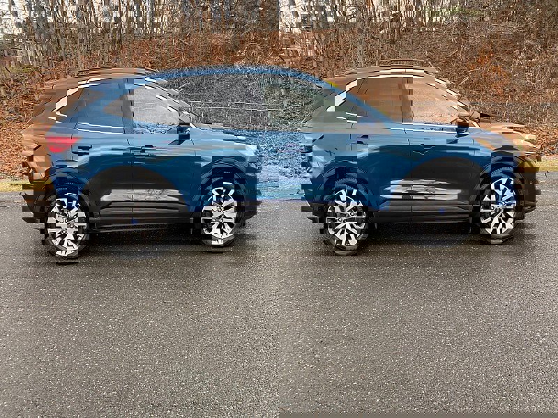 Certified 2020 Ford Escape Titanium w/ Titanium Premium Package 2.0 image 5