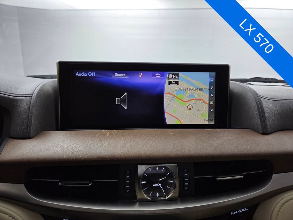 Used 2017 Lexus LX 570 4WD w/ Luxury Package image 36