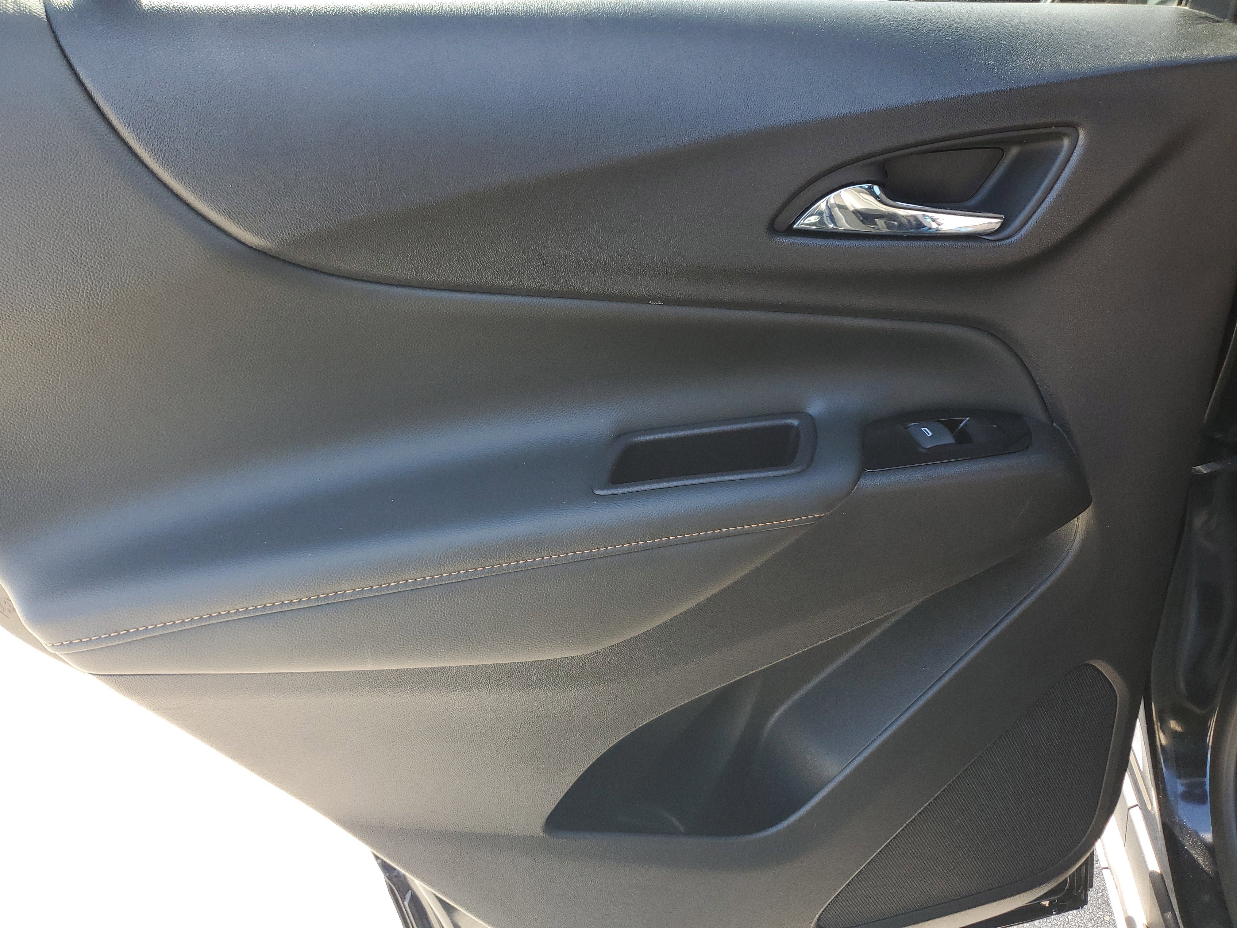 Used 2022 Chevrolet Equinox Premier image 29