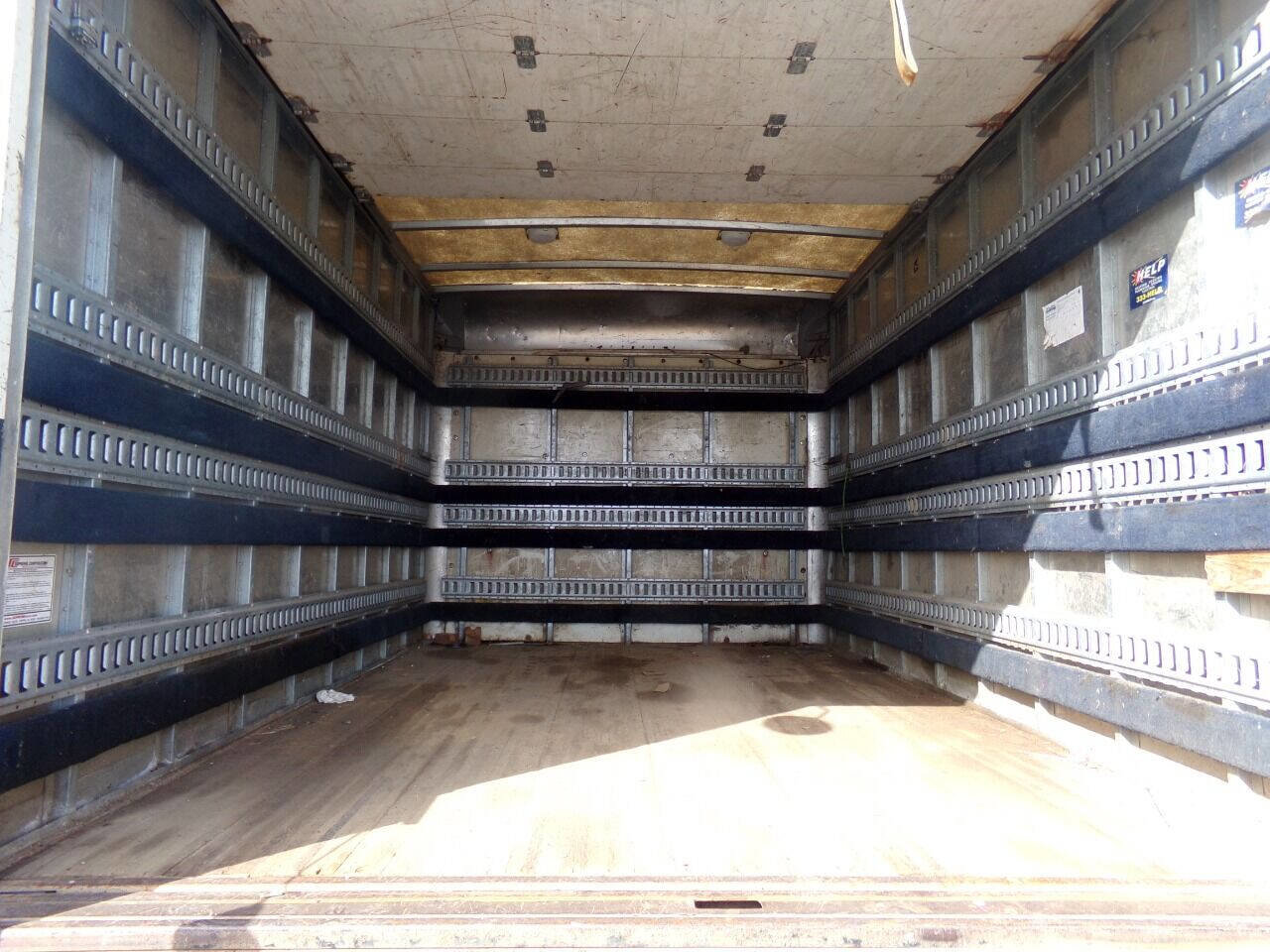 Used 2009 Chevrolet Express 3500 image 9