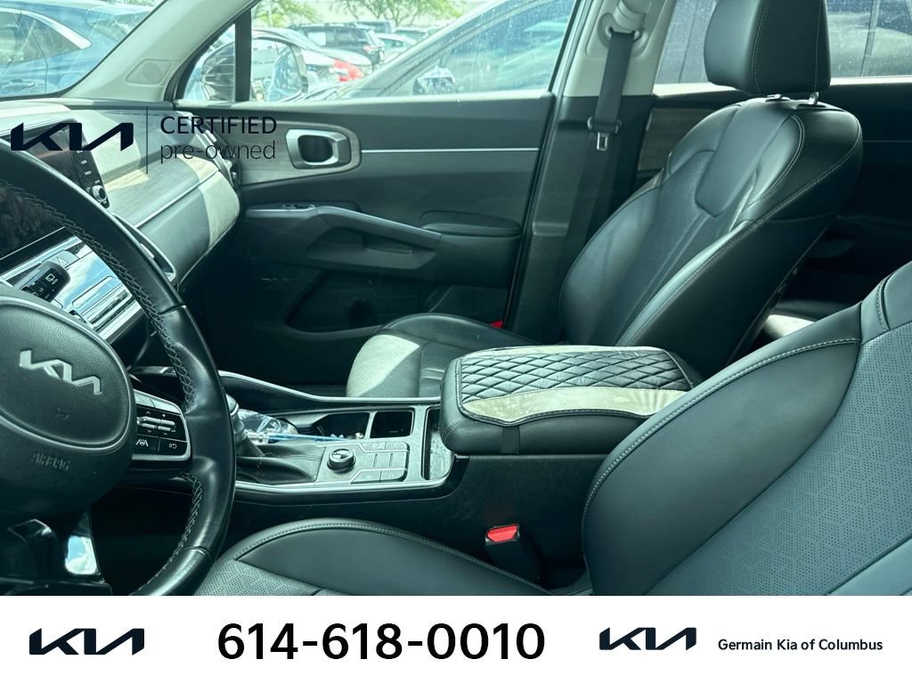 Certified 2023 Kia Sorento S w/ Panoramic Sunroof Package AWD/4WD image 9