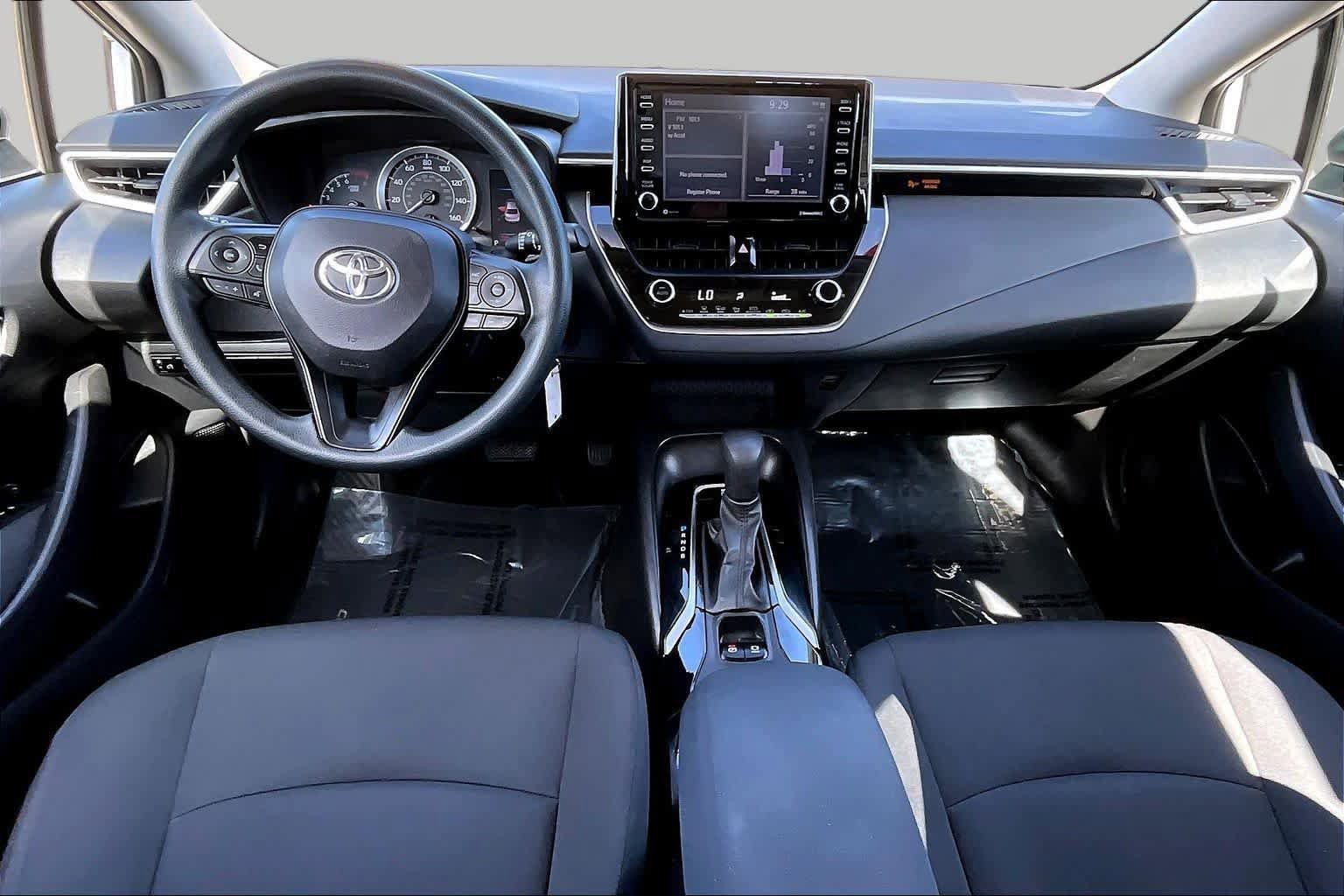 Certified 2021 Toyota Corolla LE FWD image 15