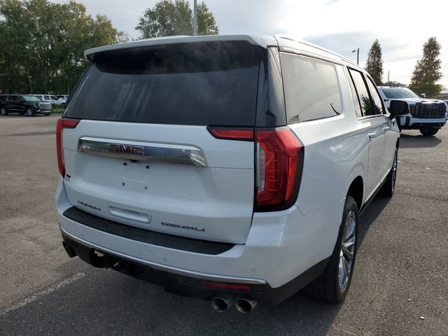 Used 2023 GMC Yukon XL Denali image 4