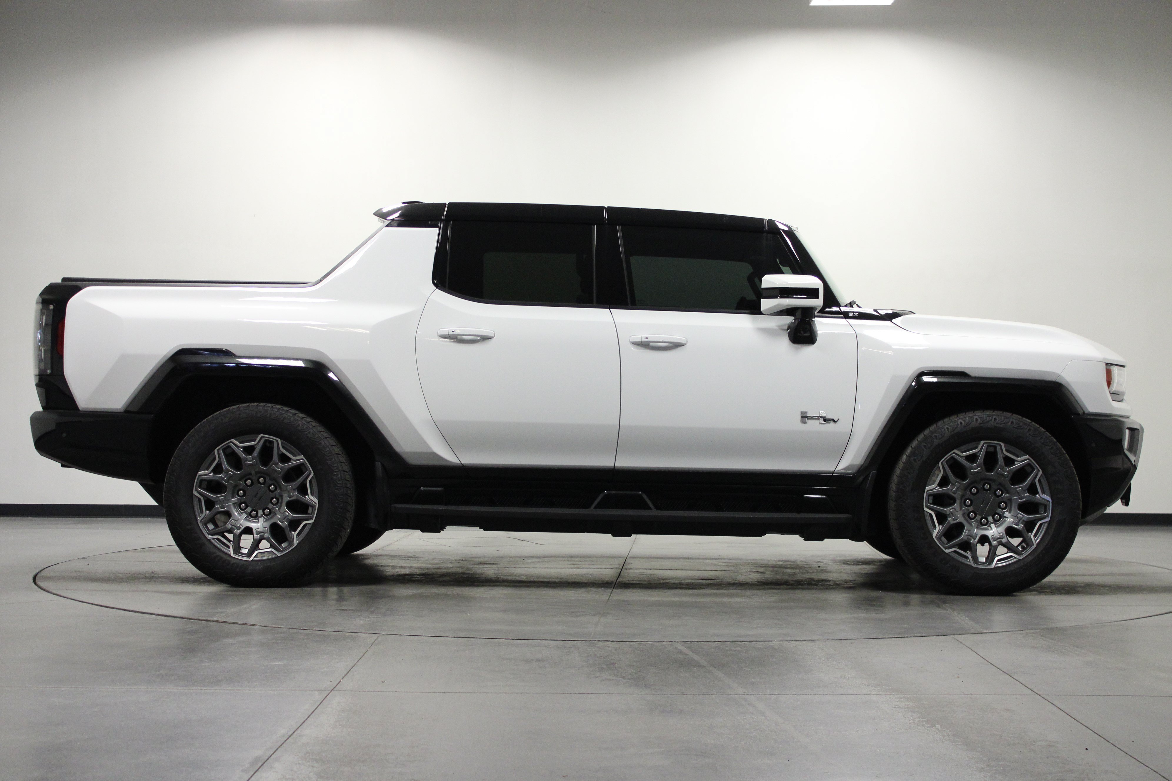 Used 2025 GMC Hummer EV 3X w/ Battery Pack, 24 Module Pack AWD/4WD image 3