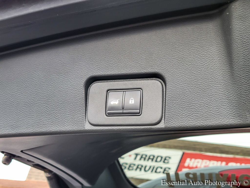 Used 2025 Nissan Rogue SL w/ Tech Package image 29