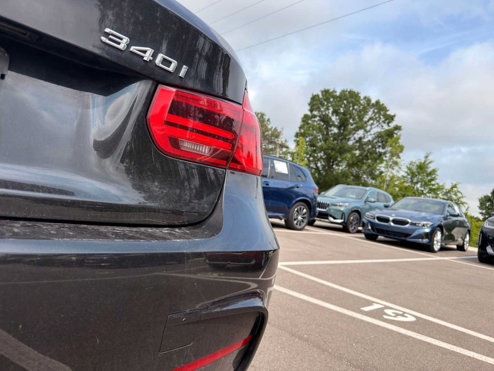 Used 2018 BMW 340i xDrive Sedan AWD/4WD image 8