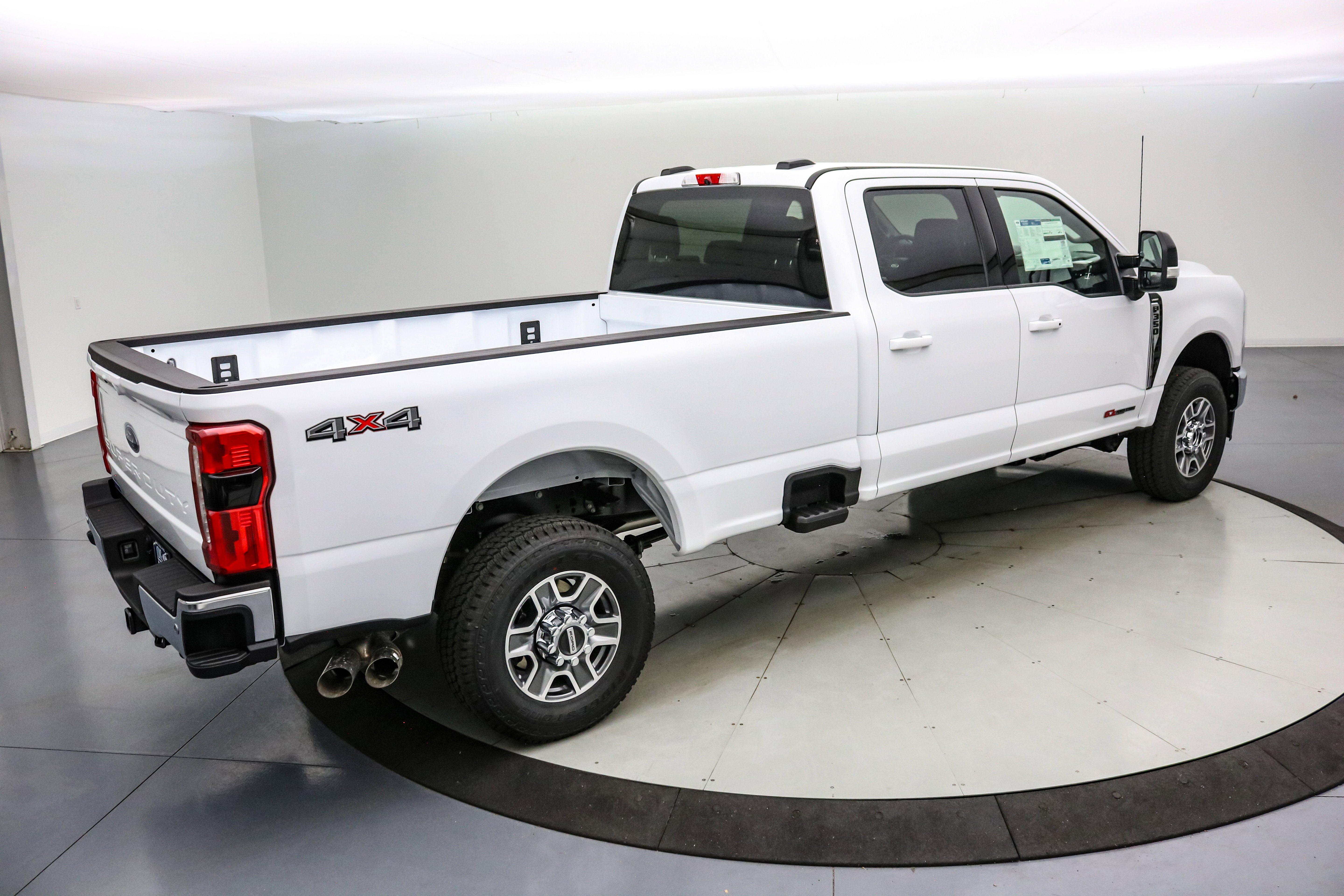 New 2026 Ford F350 Lariat image 4
