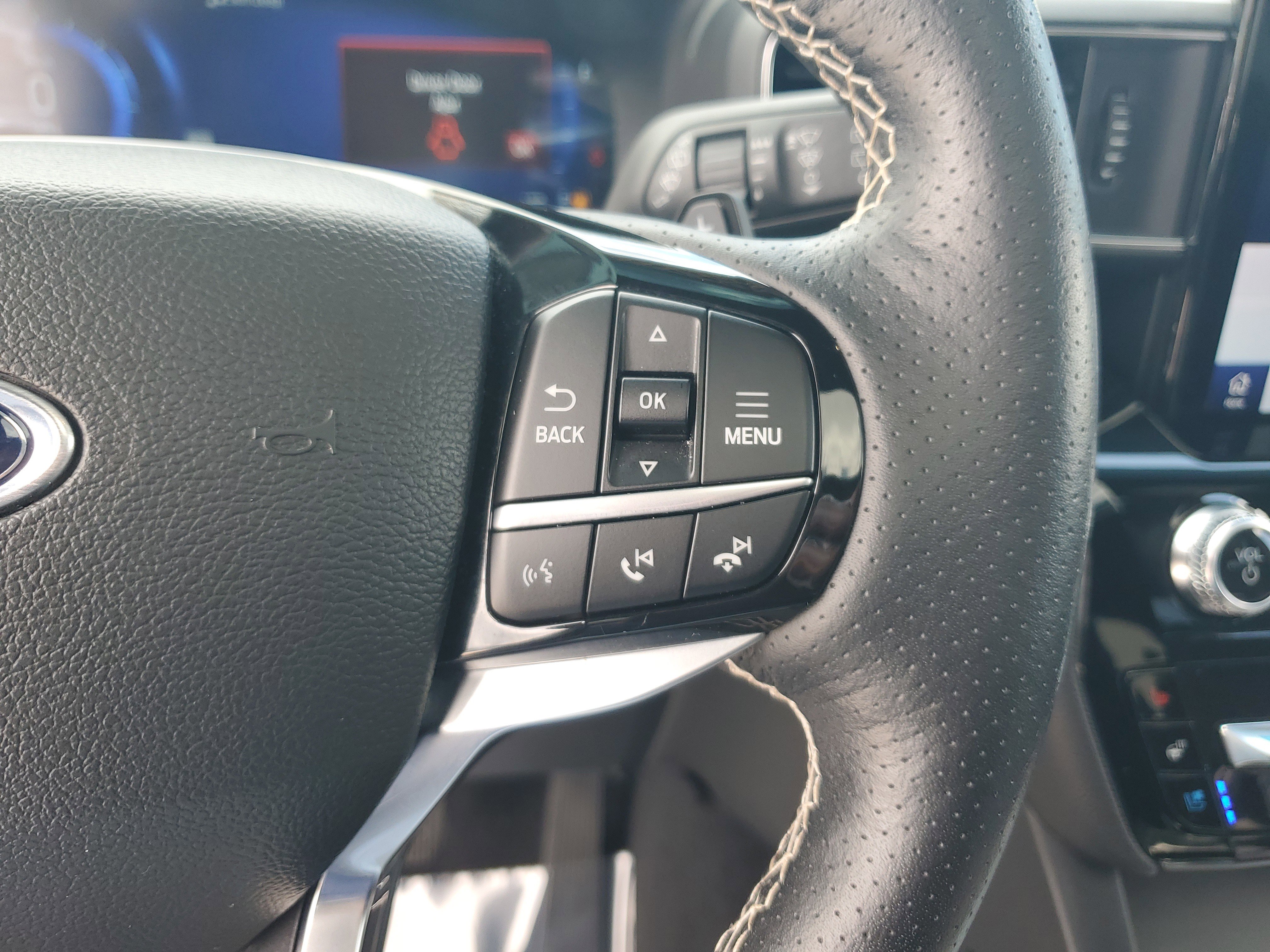 Used 2023 Ford Explorer ST w/ Equipment Group 401A AWD/4WD image 29