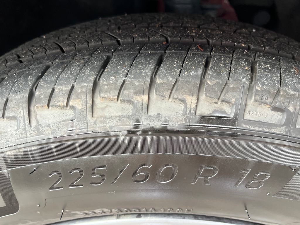 Used 2025 Ford Escape ST-Line image 28