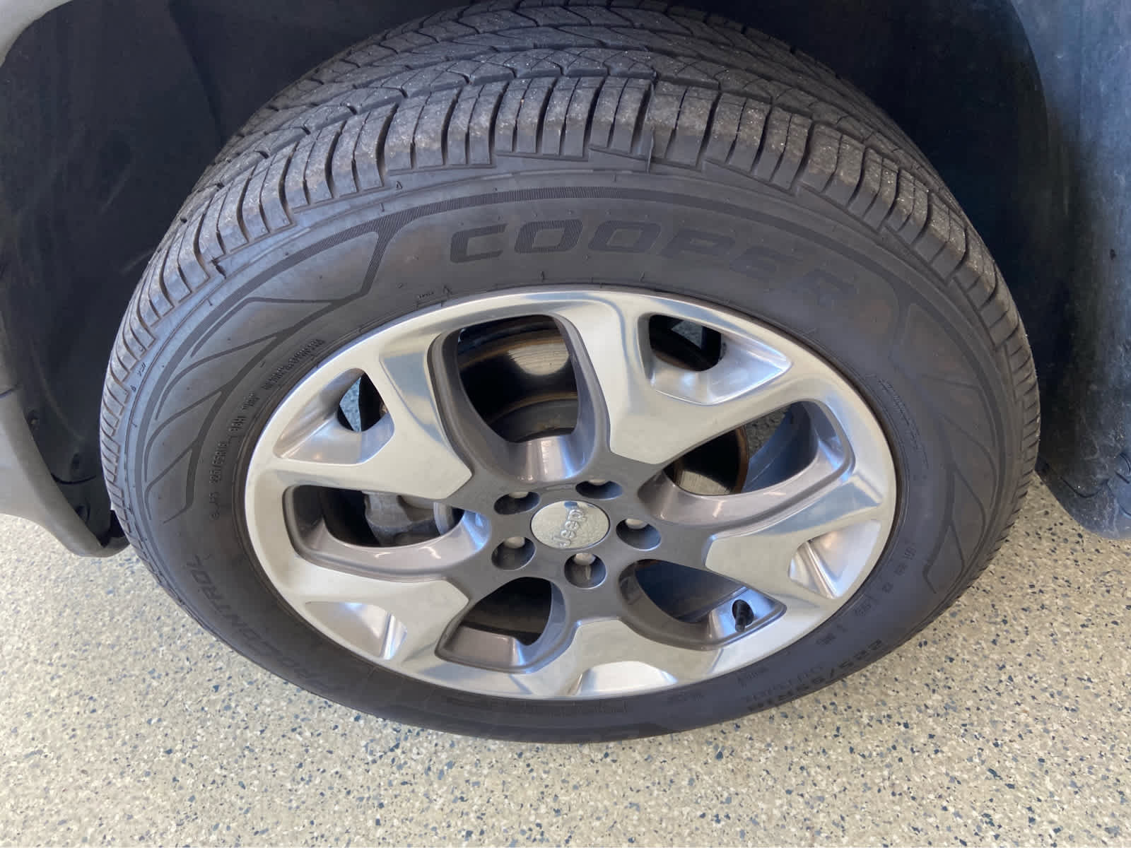 Used 2020 Jeep Compass Limited image 13