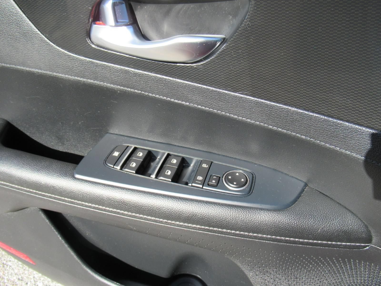 Used 2020 Kia Forte GT-Line w/ GT-Line Premium Package FWD image 23