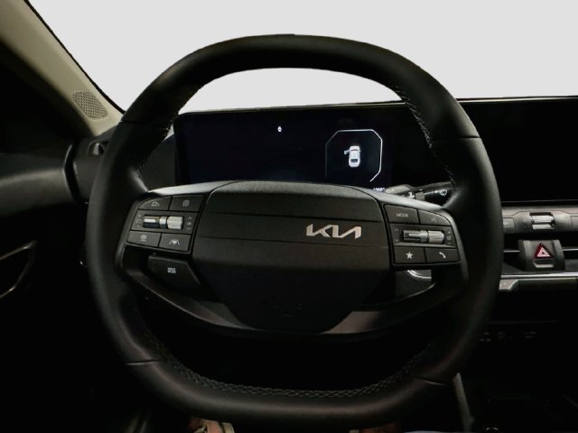 Certified 2025 Kia K4 EX FWD image 11