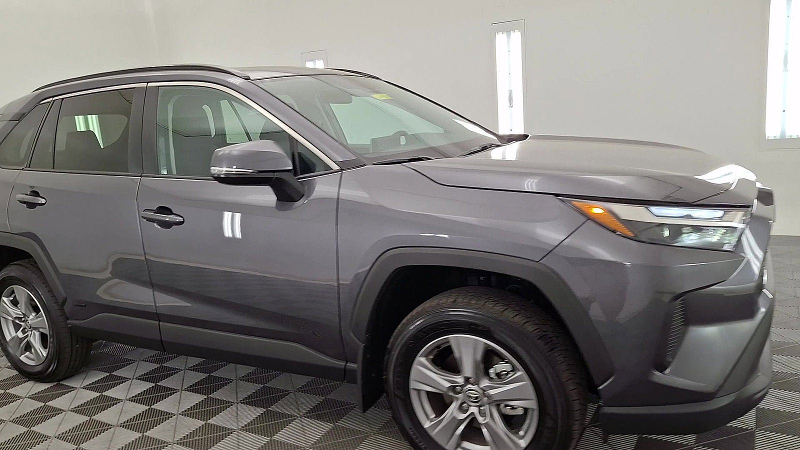 Certified 2025 Toyota RAV4 XLE w/ Convenience Package AWD/4WD image 6