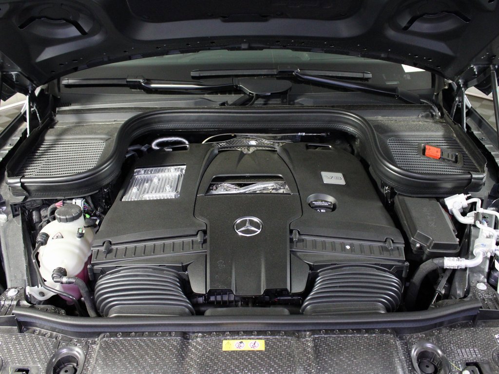 Certified 2025 Mercedes-Benz GLS 580 4MATIC image 37