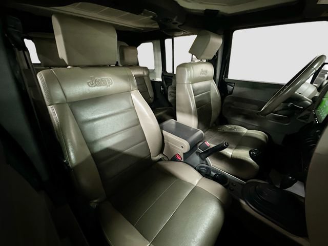 Used 2010 Jeep Wrangler Unlimited Rubicon w/ Dual Top Group image 26