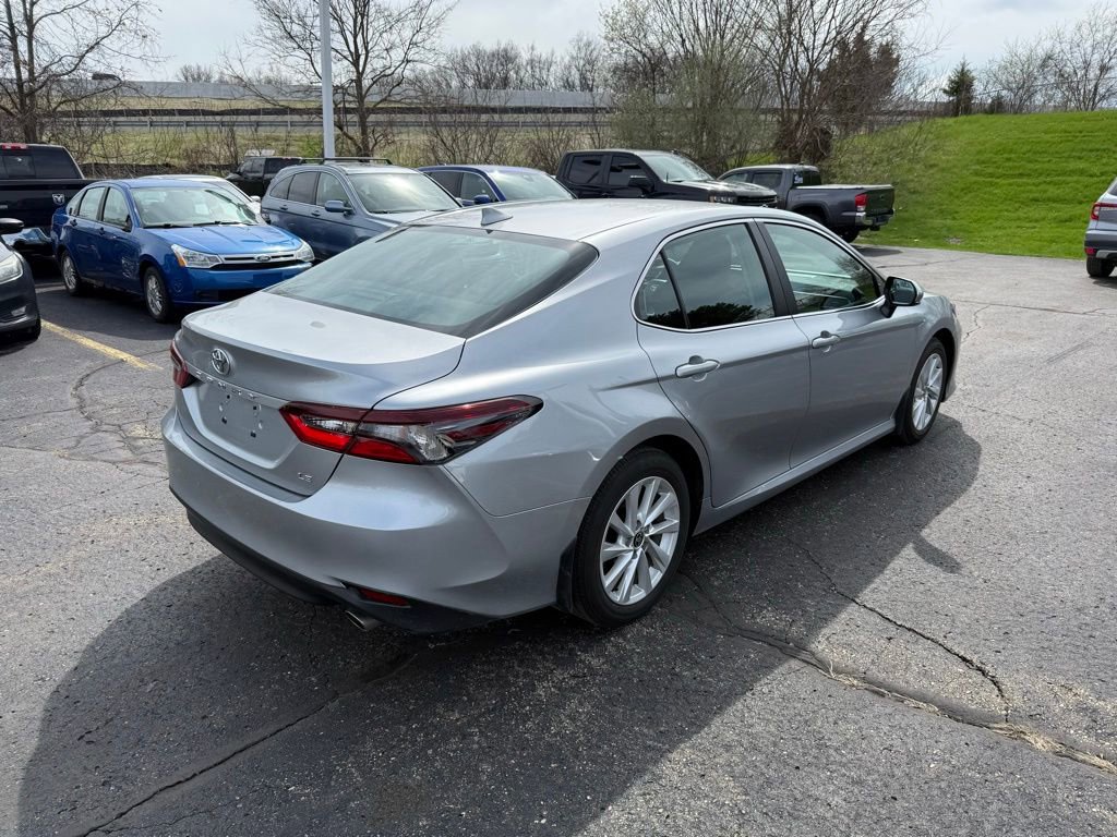 Used 2024 Toyota Camry LE FWD image 3