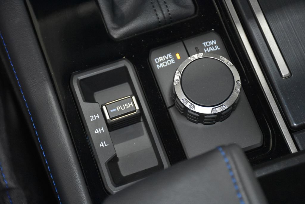 New 2026 Toyota Tundra Platinum image 25