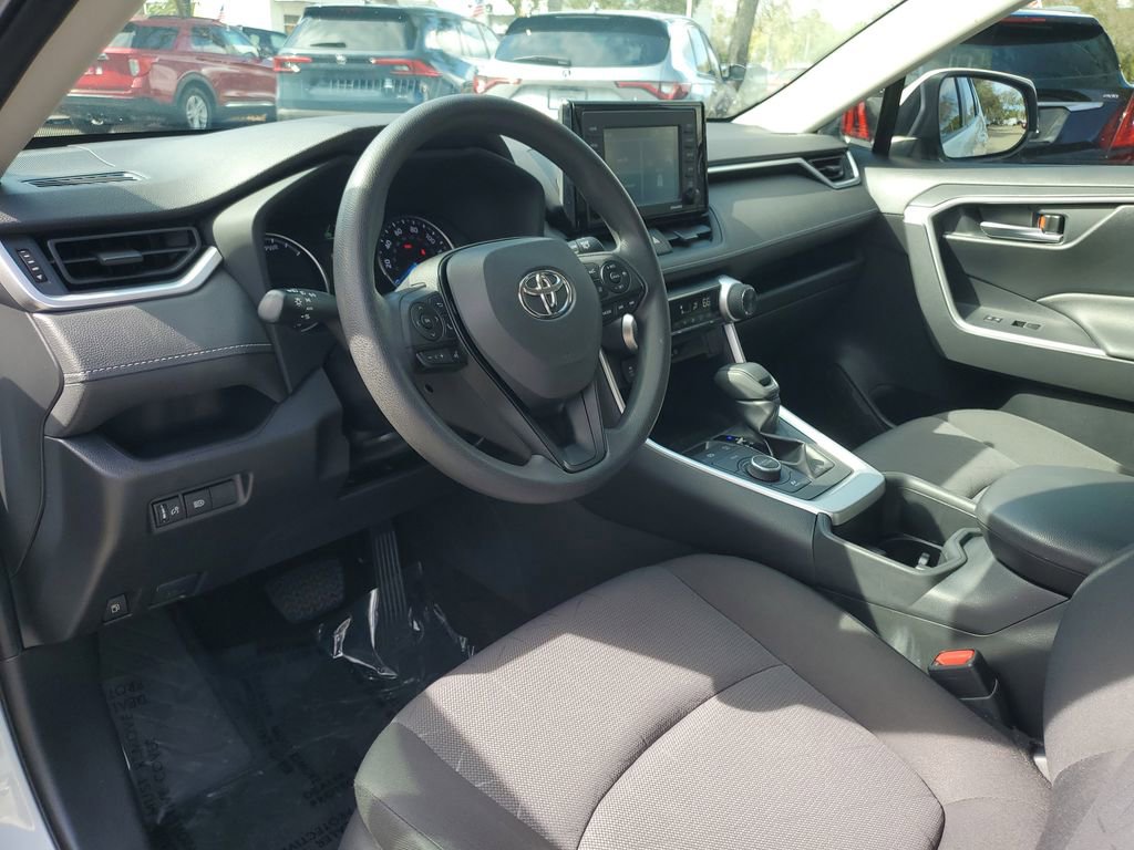 Used 2022 Toyota RAV4 XLE image 13