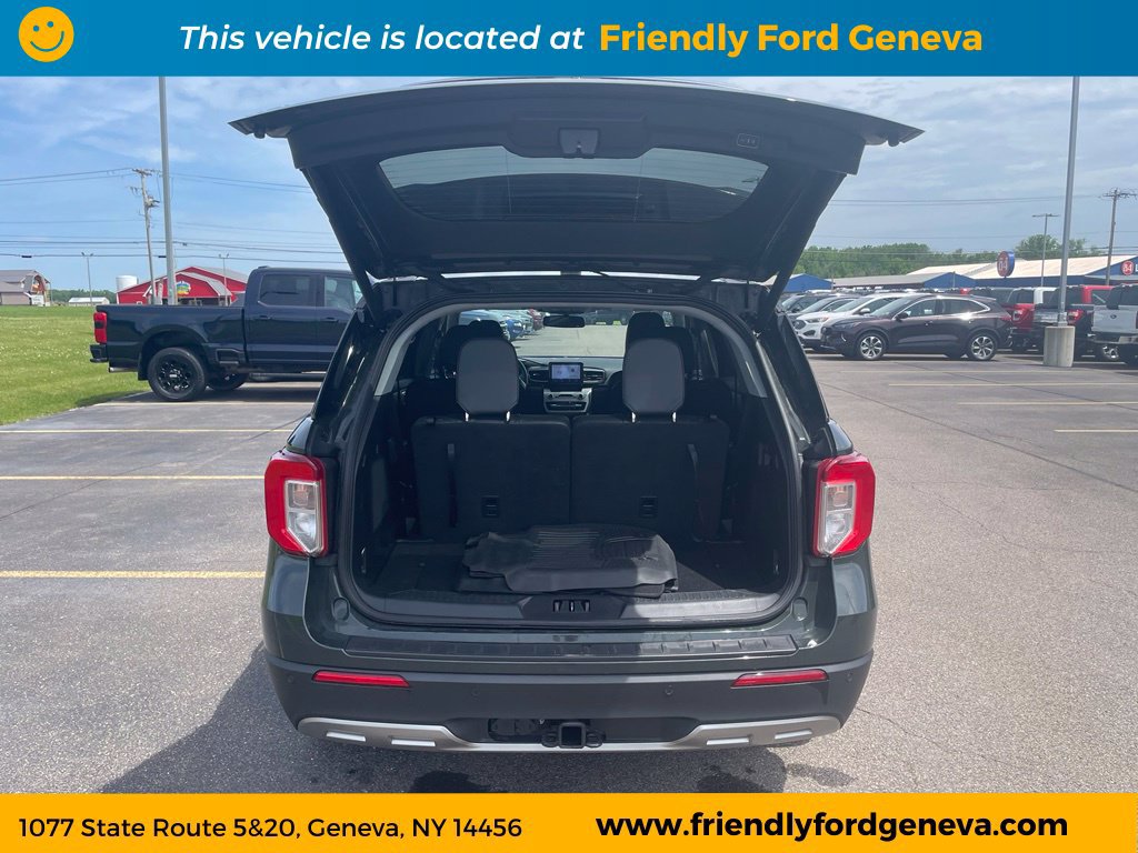 Used 2024 Ford Explorer XLT w/ Equipment Group 202A AWD/4WD image 10