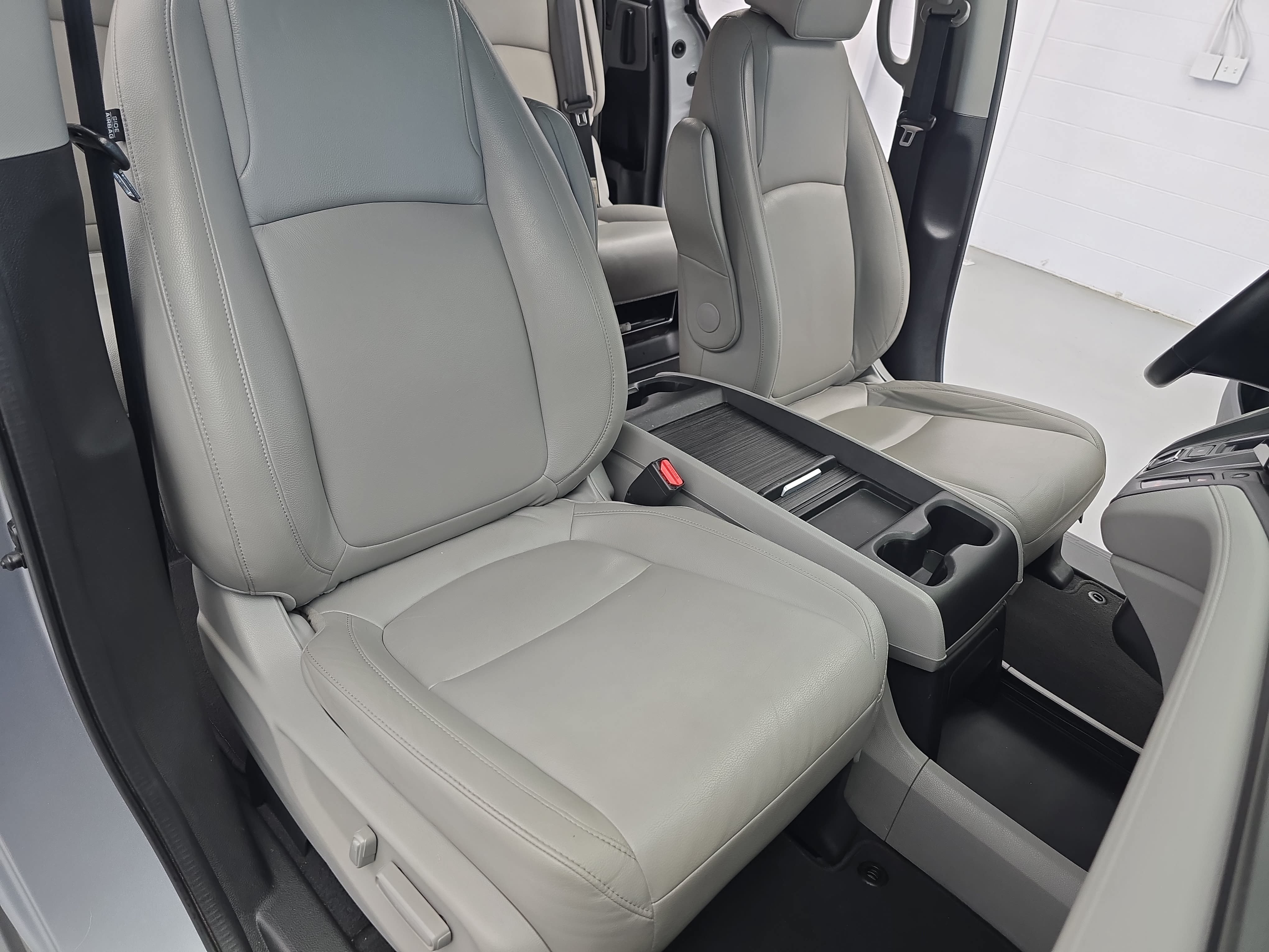 Used 2018 Honda Odyssey EX-L image 10