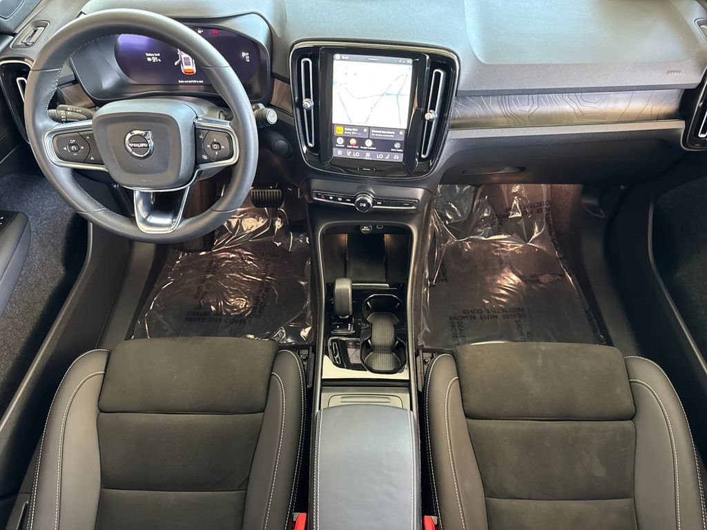 Certified 2023 Volvo XC40 Recharge Ultimate w/ Protection Package Premier AWD/4WD image 12