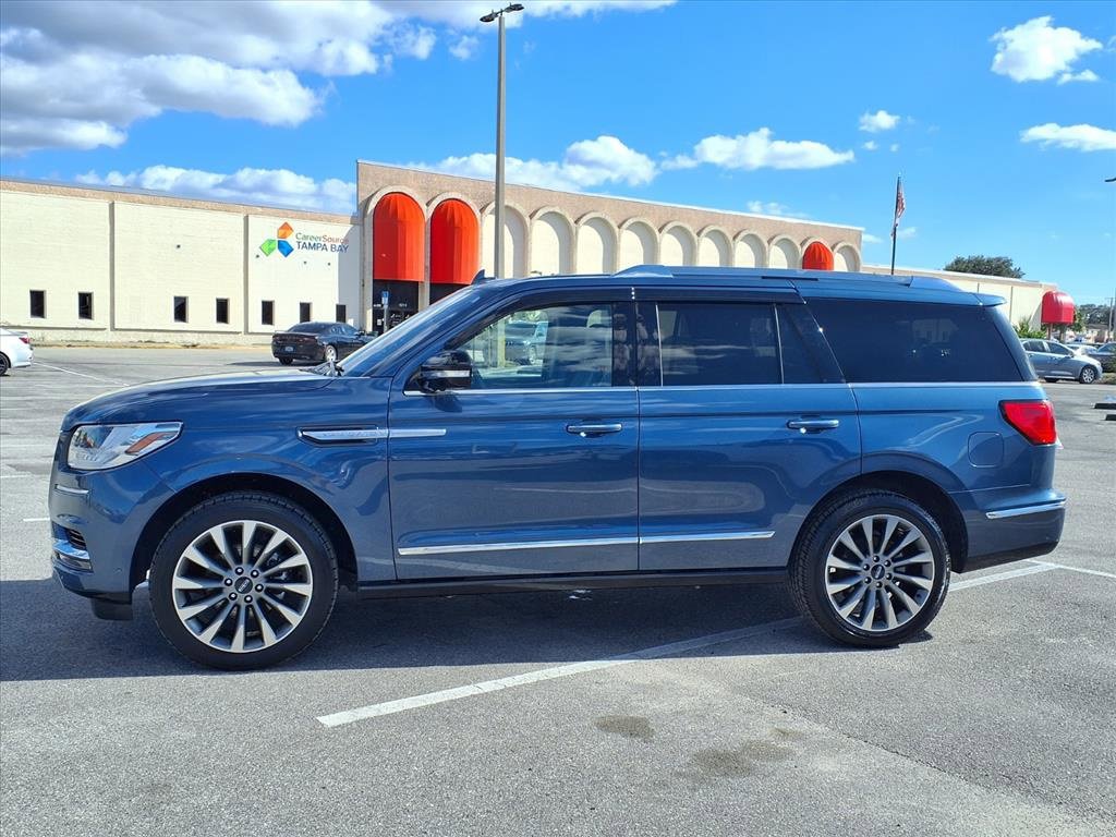 Used 2020 Lincoln Navigator Reserve w/ Luxury Package image 4