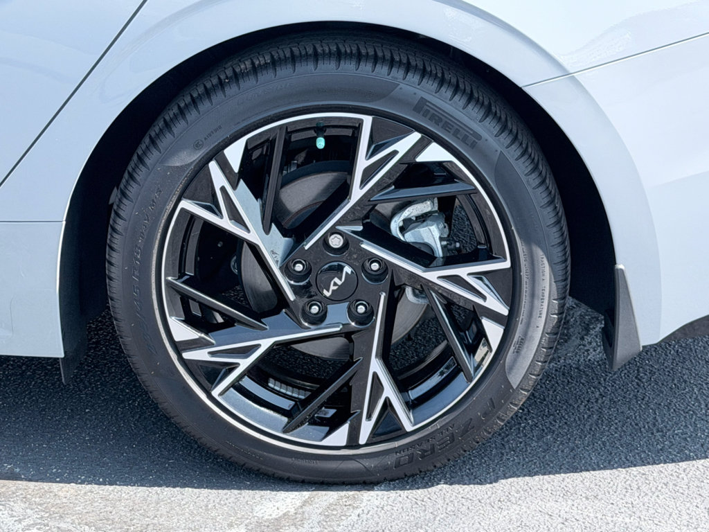 Used 2025 Kia K5 GT-Line w/ GT-Line Premium Package AWD/4WD image 32