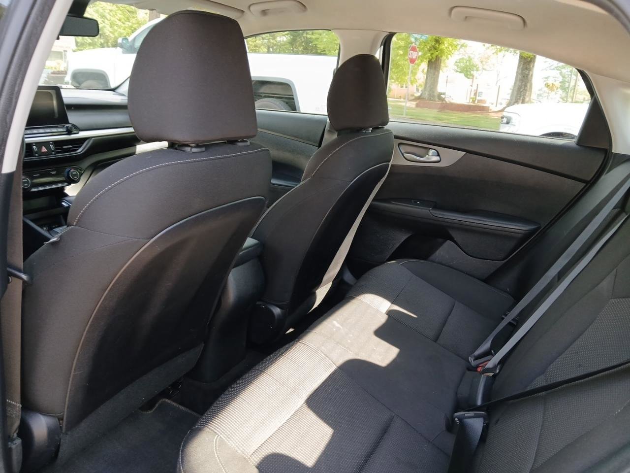 Used 2019 Kia Forte LXS FWD image 11