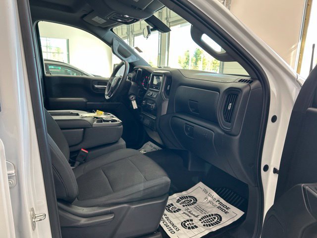 Used 2019 Chevrolet Silverado 1500 Custom Trail Boss w/ Custom Convenience Package AWD/4WD image 8