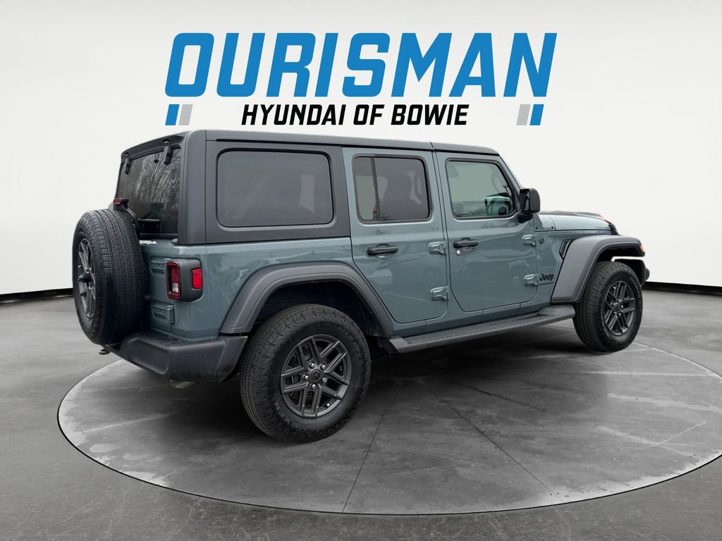 Used 2024 Jeep Wrangler Sport S image 6