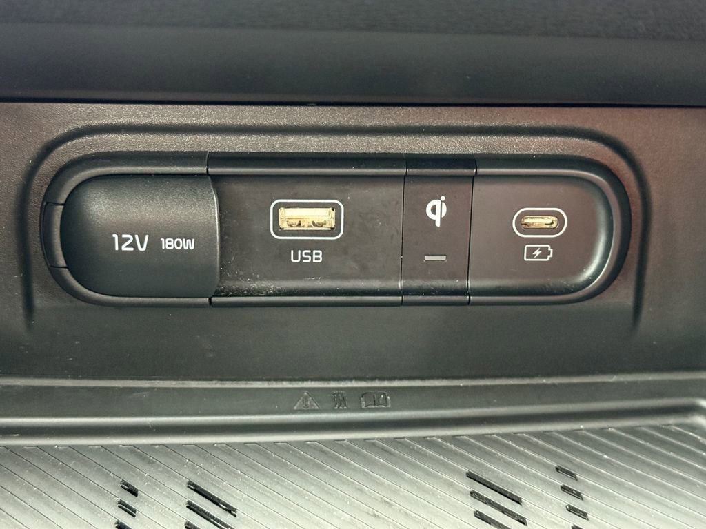 Certified 2023 Kia Sportage SX image 19