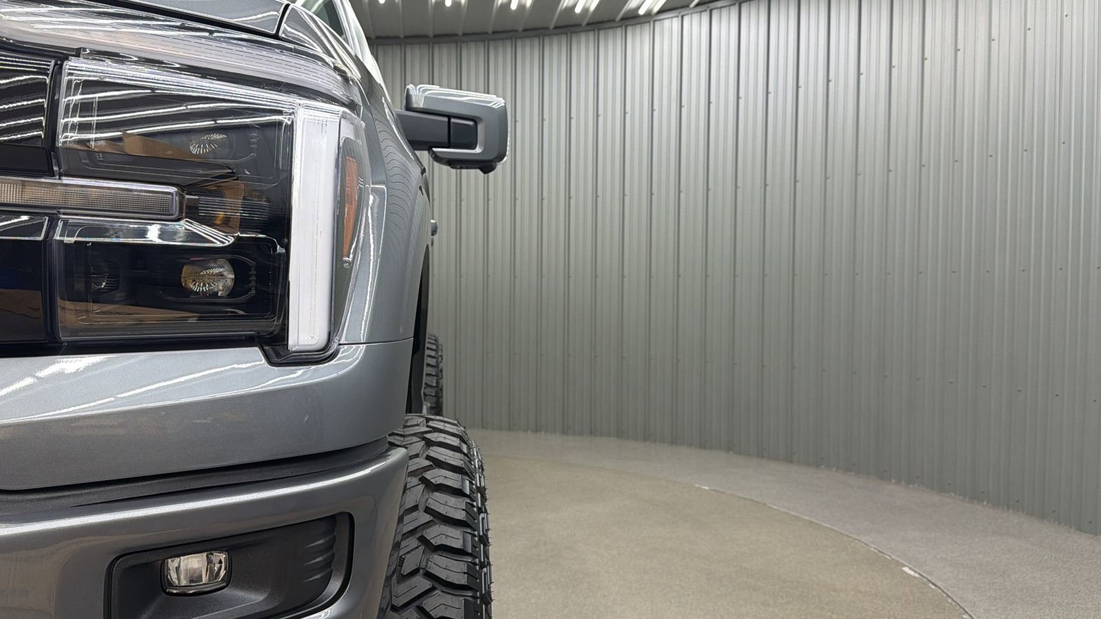 Used 2025 Ford F150 Lariat AWD/4WD image 15