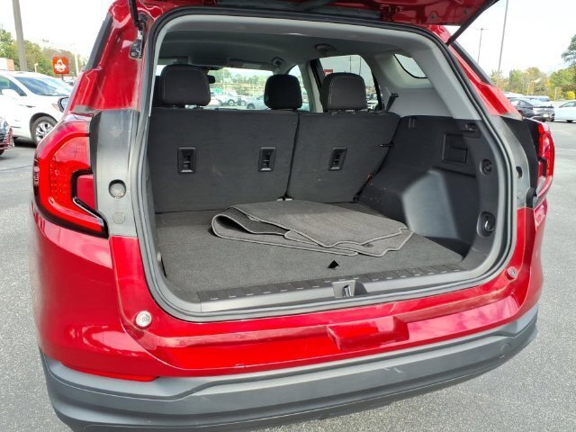 Used 2024 GMC Terrain SLE w/ Driver Convenience Package AWD/4WD image 8