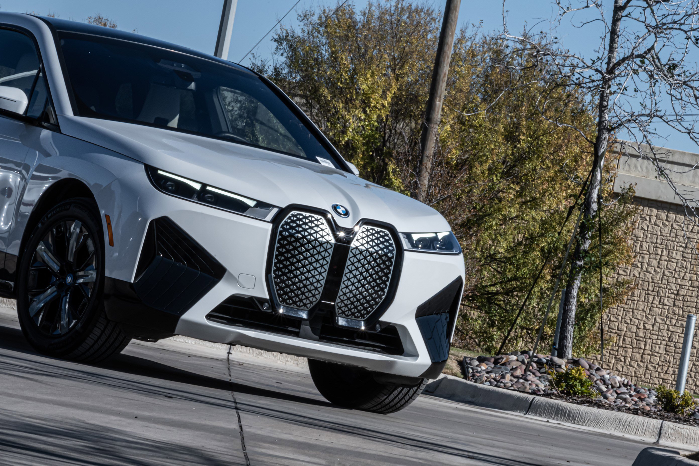 Certified 2024 BMW iX xDrive50 w/ Premium Package image 5