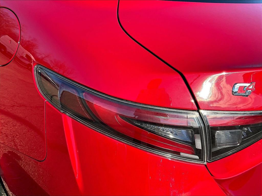Used 2024 Alfa Romeo Giulia Ti AWD/4WD image 23