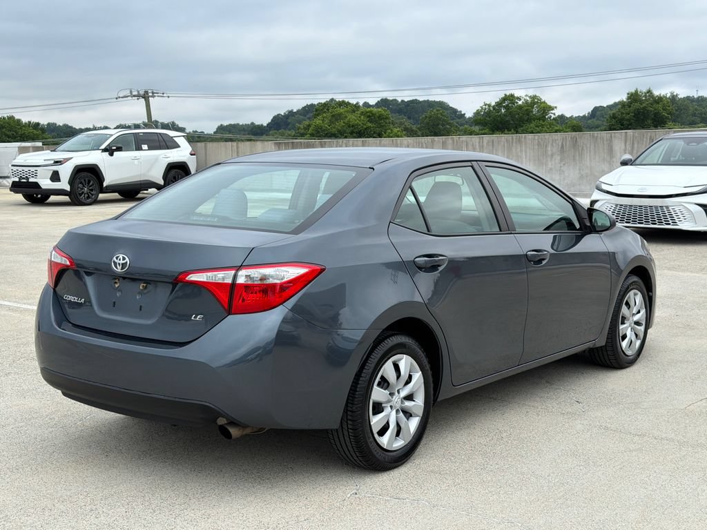 Used 2016 Toyota Corolla LE FWD image 5
