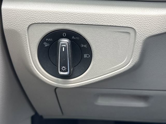 Used 2021 Volkswagen Atlas SE AWD/4WD image 34