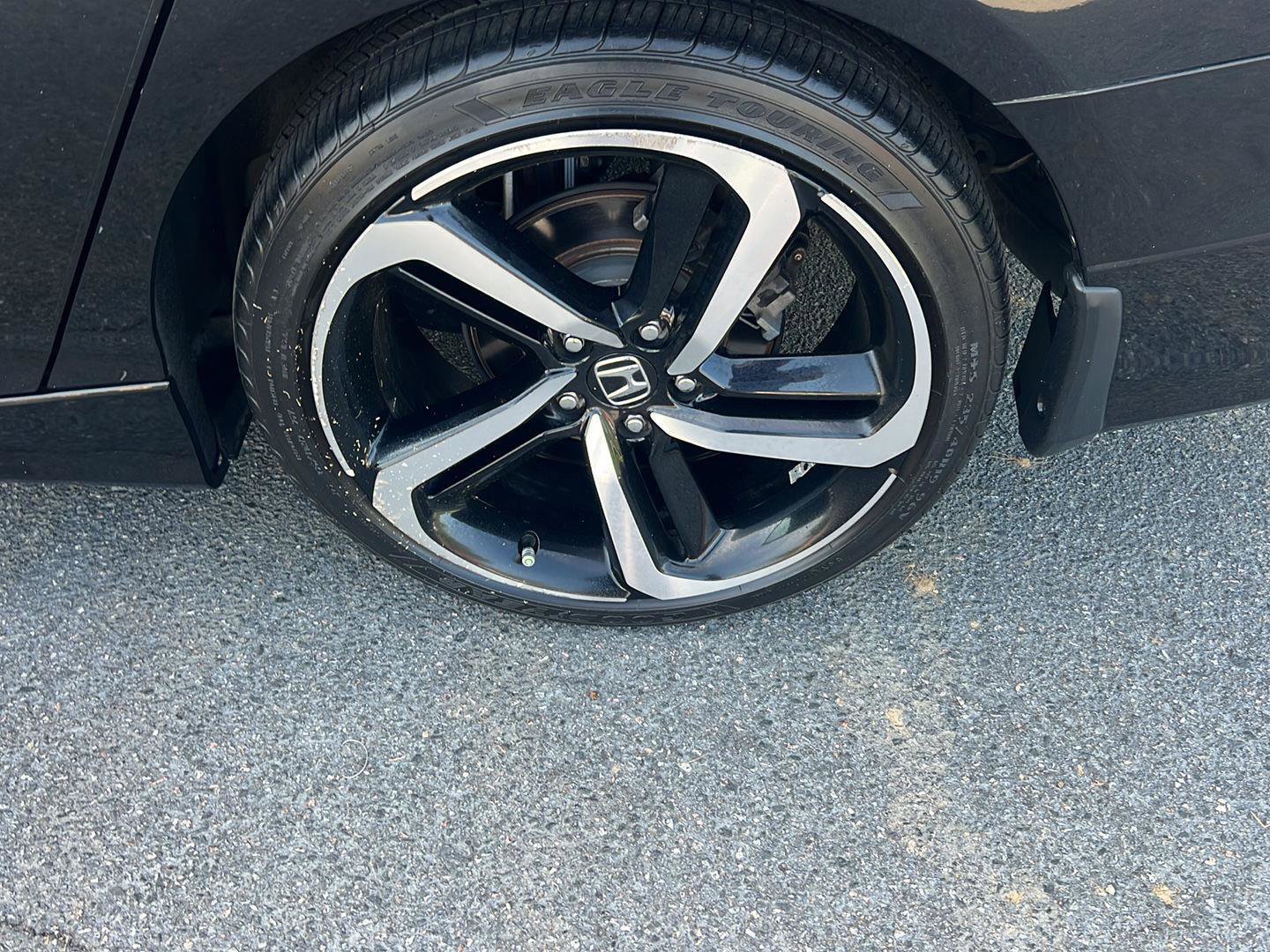 Used 2019 Honda Accord Sport image 36