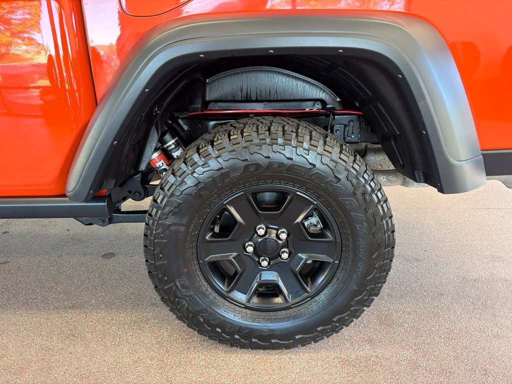 Certified 2023 Jeep Gladiator Mojave w/ Cold Weather Group AWD/4WD image 20