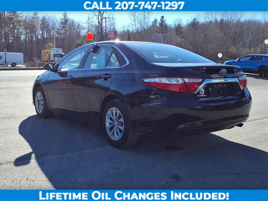 Used 2017 Toyota Camry LE image 7