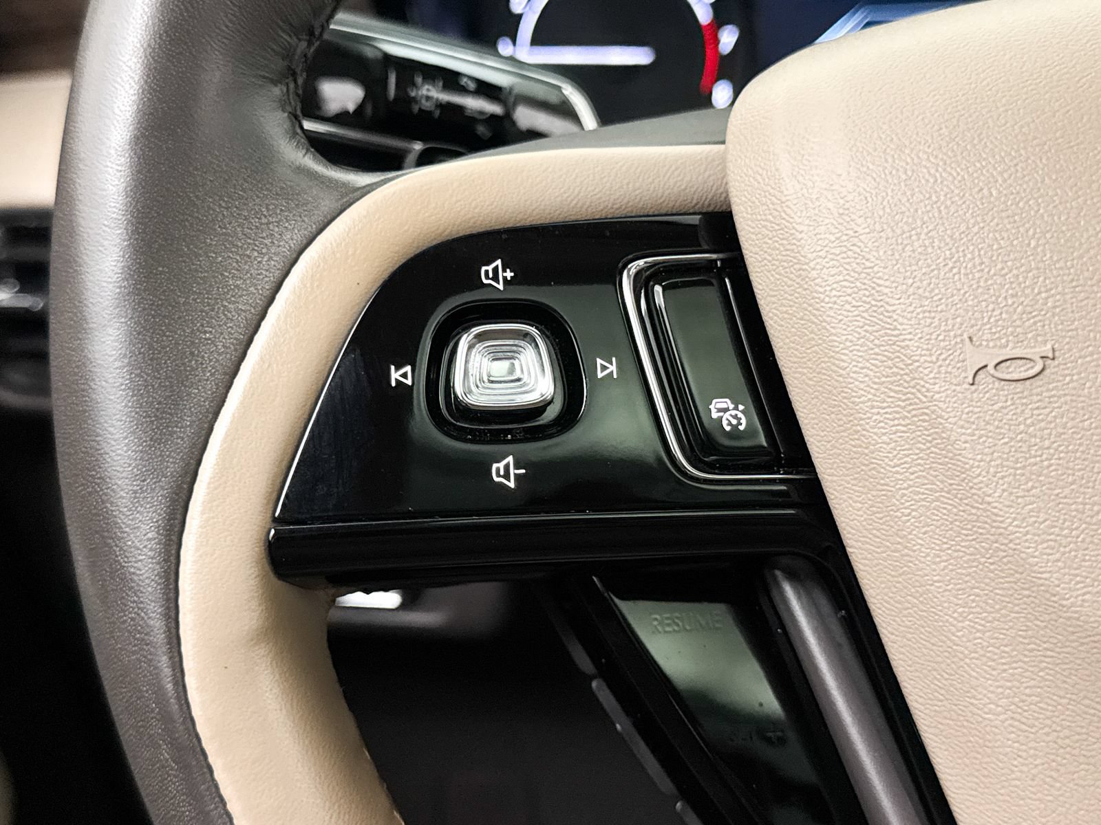 Used 2020 Lincoln Corsair Reserve AWD/4WD image 34