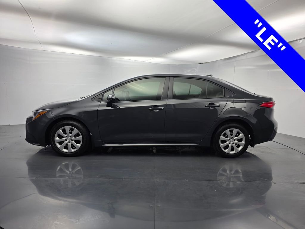 Used 2025 Toyota Corolla LE image 7