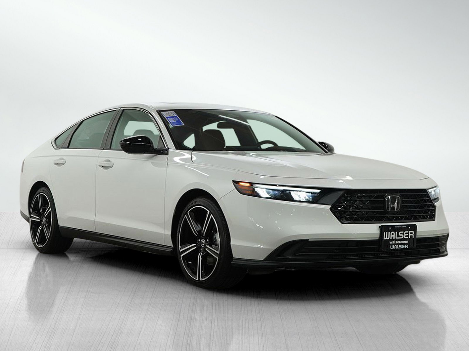 Used 2025 Honda Accord Sport image 7