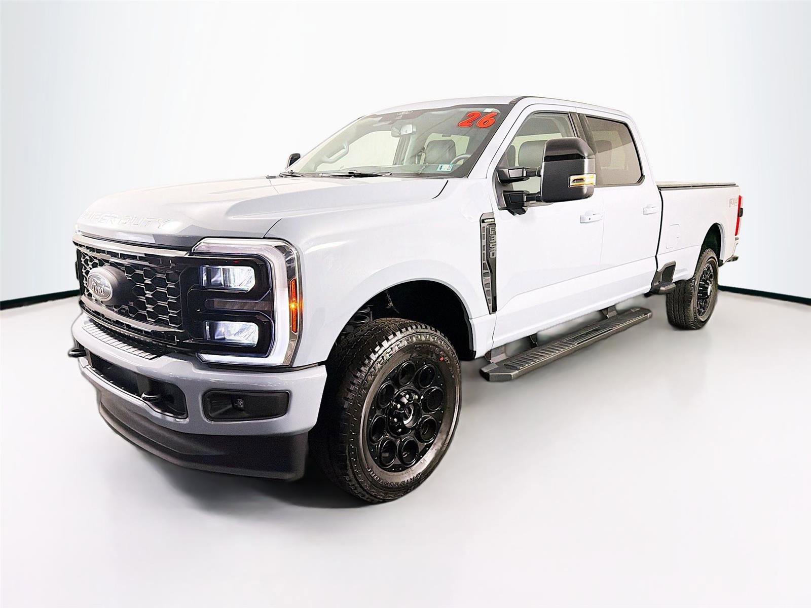 Used 2026 Ford F350 Lariat w/ Black Appearance Package image 3