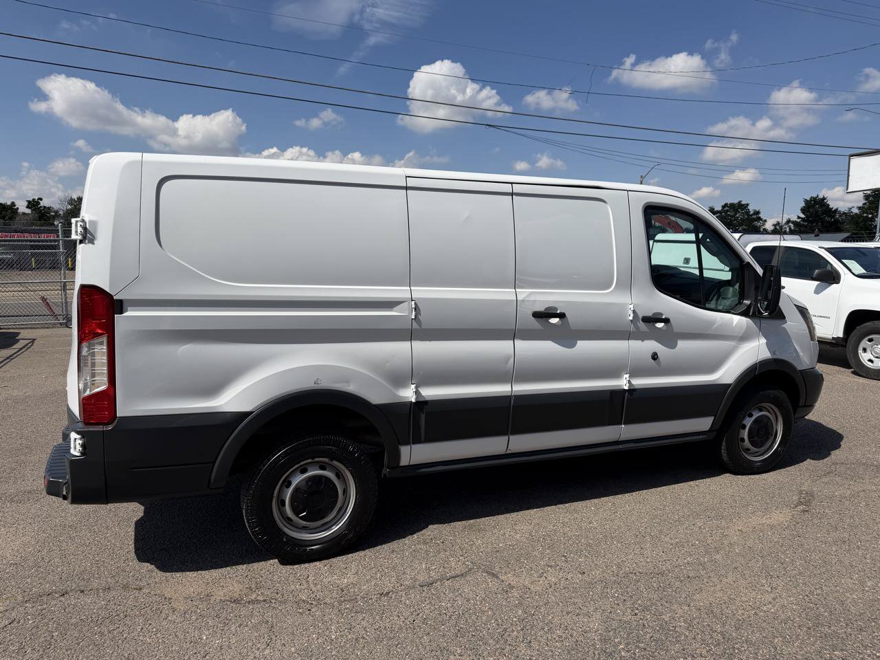 Used 2018 Ford Transit 250 130 Low Roof RWD image 10