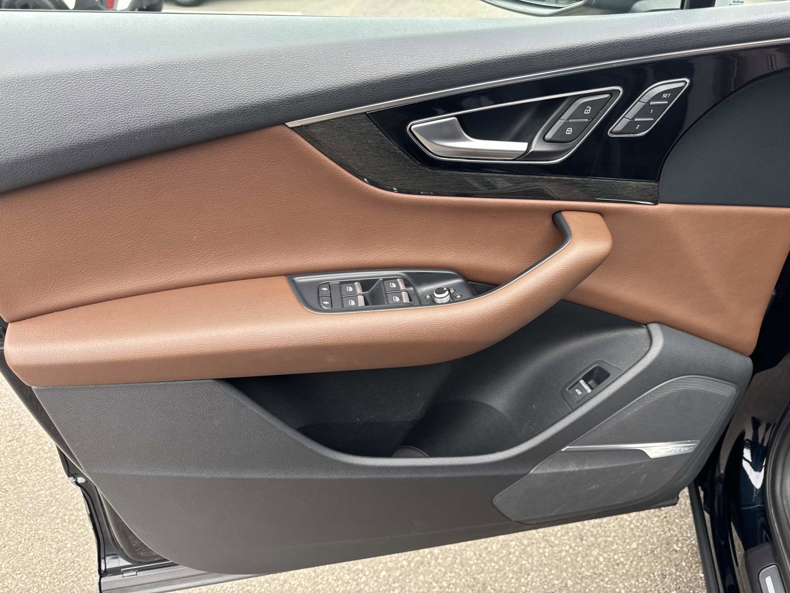 Used 2017 Audi Q7 3.0T Premium Plus image 14