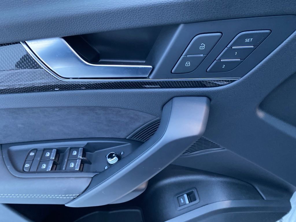 Used 2024 Audi SQ5 Premium Plus image 25