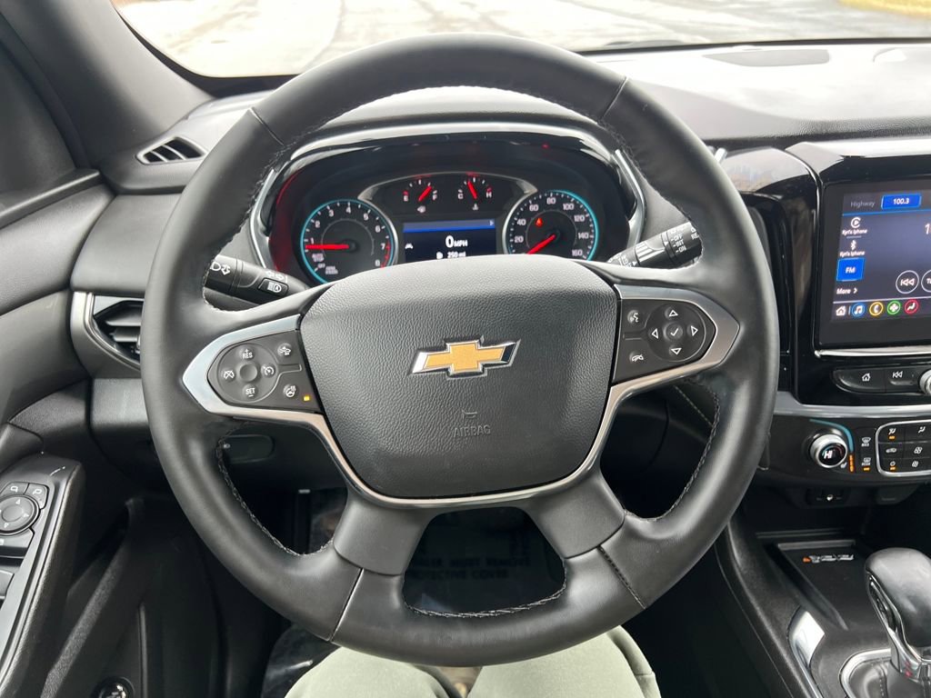 Used 2023 Chevrolet Traverse LT image 12