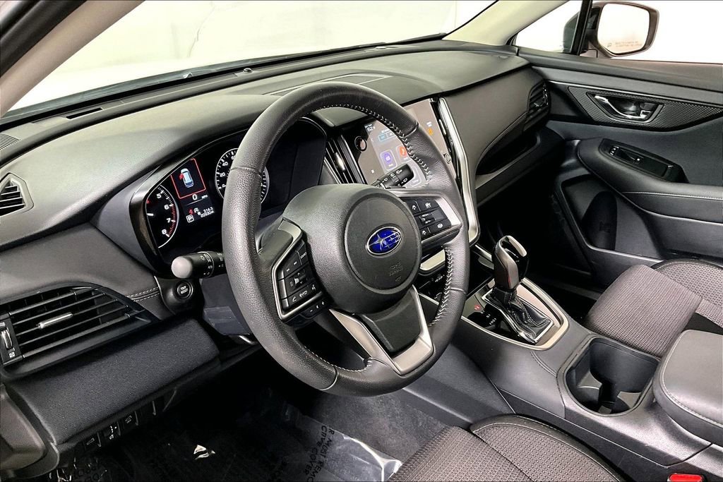 Used 2025 Subaru Outback Premium image 13